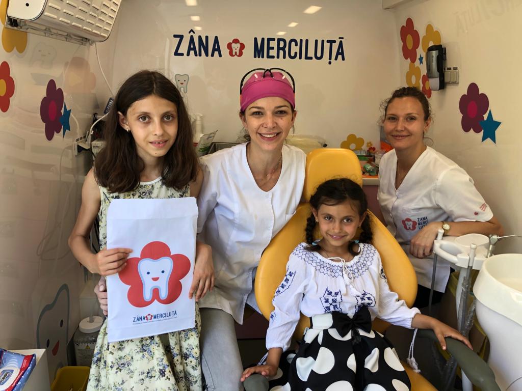 Obiectiv, Ialomița: 120 de copii din Roșiori, Coșereni și Sinești au primit tratament stomatologic de la cabinetul mobil “Zâna Merciluță”